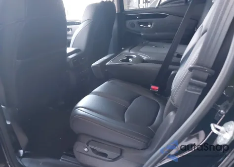 2024 Honda Pilot Touring z USA, uszkodzony, nr VIN 5FNYG1H75RB036657